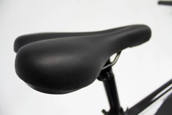 Cyclotricity Elysium Relay Cross-Bar Electric Mountain Bike 26" Wheel, 6 Speed - Black / White 6 Cyclotricity Elysium Relay Cross-Bar Electric Mountain Bike 26" Wheel, 6 Speed - Black / White - Image 4