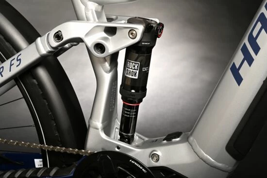 Haibike Adventr FS 9 Full SusTrekking Electric Mountain Bike 2023, Yamaha PW-S2 - Silver/Blue 9 Haibike Adventr FS 9 Full SusTrekking Electric Mountain Bike 2023, Yamaha PW-S2 - Silver/Blue - Image 7