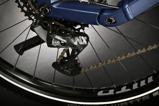 Haibike Adventr FS 9 Full SusTrekking Electric Mountain Bike 2023, Yamaha PW-S2 - Silver/Blue 10 Haibike Adventr FS 9 Full SusTrekking Electric Mountain Bike 2023, Yamaha PW-S2 - Silver/Blue - Image 8