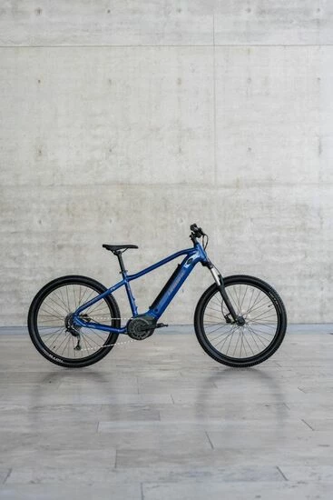 Haibike AllTrack 4 Hardtail Electric Mountain Bike 2023, BOSCH Perf. - Metallic Midnight Blue/Bronze 6 Haibike AllTrack 4 Hardtail Electric Mountain Bike 2023, BOSCH Perf. - Metallic Midnight Blue/Bronze - Image 4