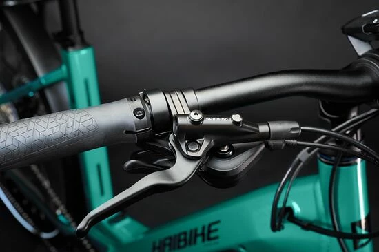 Haibike Trekking 7 LOW Hybrid Electric Bike 2022, Yamaha PW-ST, 630Wh - Gloss Aqua/Black 6 Haibike Trekking 7 LOW Hybrid Electric Bike 2022, Yamaha PW-ST, 630Wh - Gloss Aqua/Black - Image 4