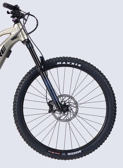 Lapierre Overvolt AM 6.6 Full Sus Electric Mountain Bike - Silver/Bronze 8 Lapierre Overvolt AM 6.6 Full Sus Electric Mountain Bike - Silver/Bronze - Image 6