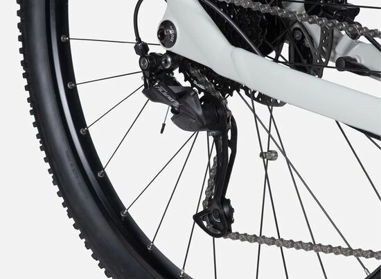 Lapierre Overvolt HT 5.4 MIX Hardtail Electric Mountain Bike 2022, Bosch 400Wh - Silver 7 Lapierre Overvolt HT 5.4 MIX Hardtail Electric Mountain Bike 2022, Bosch 400Wh - Silver - Image 5