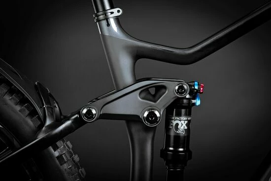 Merida EOne-Forty 9000 FS Carbon Electric Mountain Bike 6 Merida EOne-Forty 9000 FS Carbon Electric Mountain Bike - Image 4