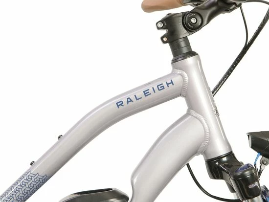 Raleigh Array Open Frame Electric Hybrid Bike, 400Wh Battery, 700c Wheel - Silver/Blue 10 Raleigh Array Open Frame Electric Hybrid Bike, 400Wh Battery, 700c Wheel - Silver/Blue - Image 8