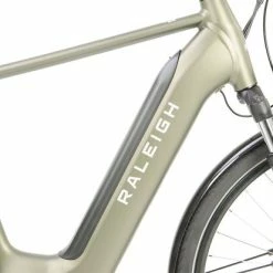 Raleigh Motus Grand Tour Derailleur Crossbar Hybrid Electric Bike 2022, BOSCH Active - Green -Cheap Hybrid Electric Bikes Store raleigh motus gt der crossbar x 42643