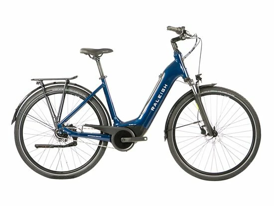 Raleigh Motus Tour PLUS HUB Step Through Hybrid 2022, 700c Wheel, BOSCH Active + - Deep Sea Blue 3 Raleigh Motus Tour PLUS HUB Step Through Hybrid 2022, 700c Wheel, BOSCH Active + - Deep Sea Blue