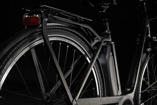 Cube EXPORT Town Hybrid Pro 500 Step Through Hybrid Electric Bike 2021, Bosch 500Wh - Black/Green 5 Cube EXPORT Town Hybrid Pro 500 Step Through Hybrid Electric Bike 2021, Bosch 500Wh - Black/Green - Image 3