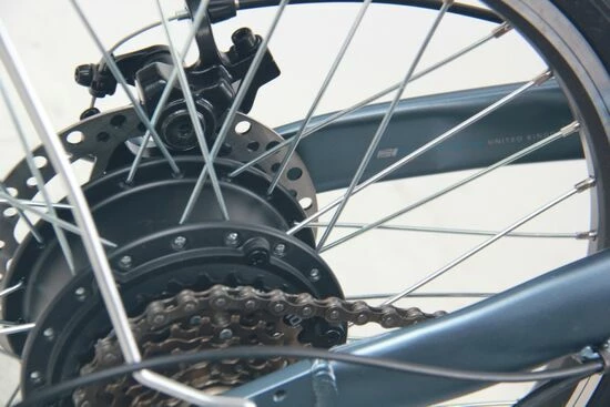 Dawes Arc-II Unisex 20" Folding Electric Bike 6.6Ah - 15" Frame, 6 Speed - Satin Pearl Blue 4 Dawes Arc-II Unisex 20" Folding Electric Bike 6.6Ah - 15" Frame, 6 Speed - Satin Pearl Blue - Image 2